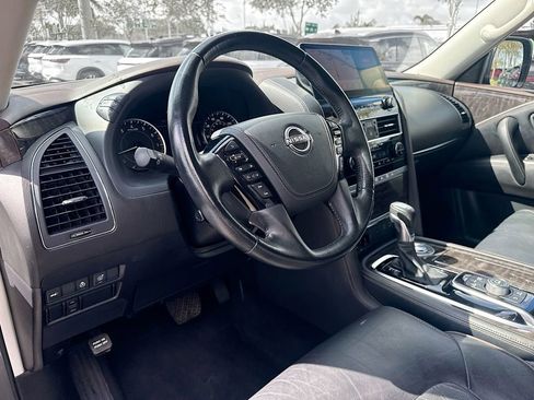 Used 2023 Nissan Armada Platinum w/ Captain's Chairs Package image 10