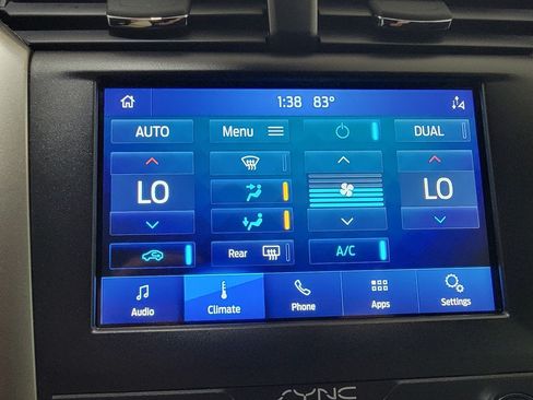 Used 2020 Ford Fusion SE FWD image 22