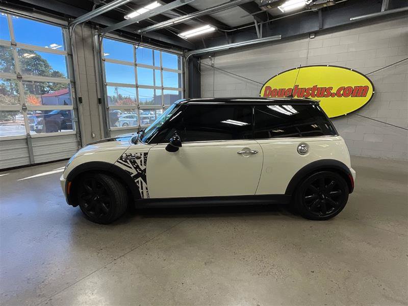 Used 2006 MINI Cooper S FWD image 2