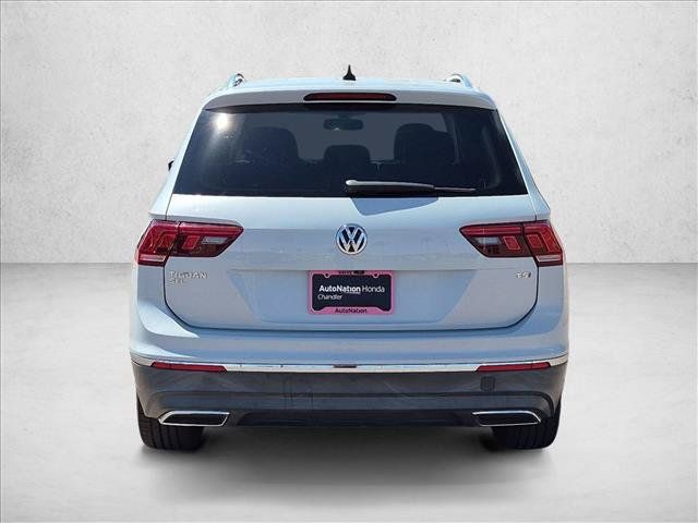 Used 2018 Volkswagen Tiguan SEL FWD image 6