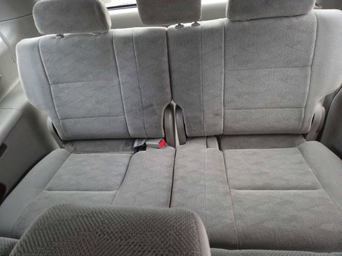 Used 2005 Toyota Sequoia SR5 image 10