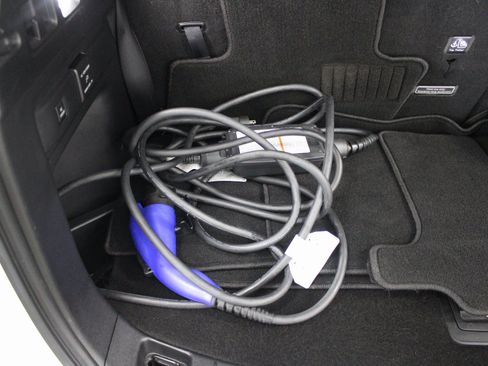 Used 2024 MAZDA CX-90 Plug-In Hybrid w/ Premium Pkg image 29