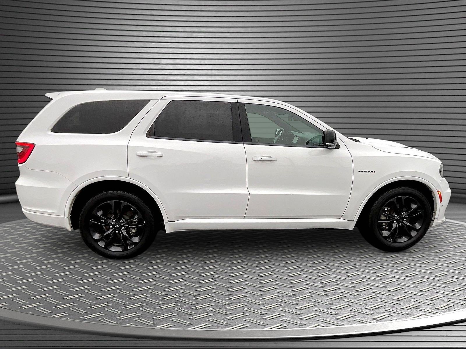 Used 2022 Dodge Durango R/T w/ Blacktop Package AWD/4WD image 8