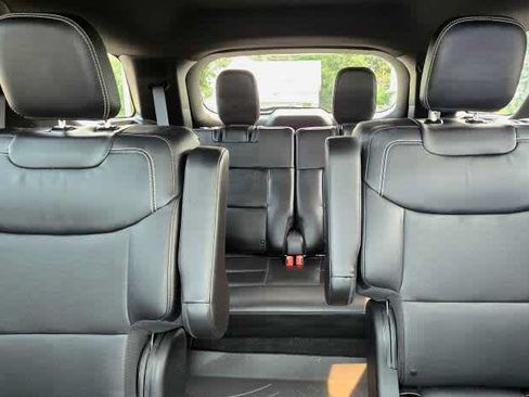 Used 2023 Ford Explorer ST w/ Equipment Group 401A AWD/4WD image 9