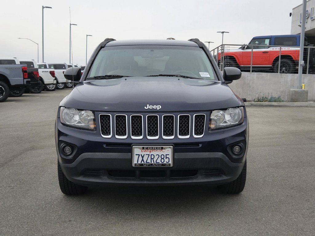 Used 2016 Jeep Compass Sport w/ Power Value Group FWD image 2