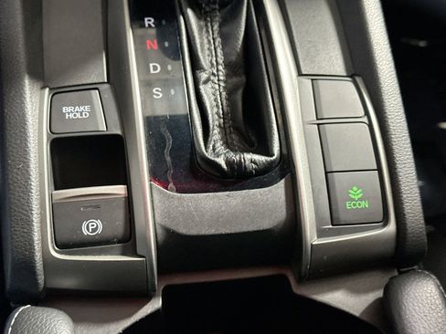 Used 2020 Honda Civic Sport image 26
