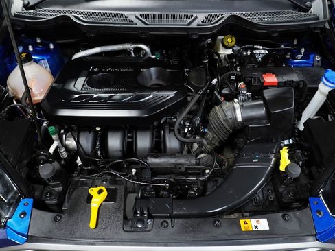 Used 2021 Ford EcoSport SE w/ SE Convenience Package image 8