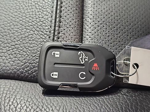 Used 2020 GMC Sierra 2500 Denali w/ Denali Ultimate Package image 41