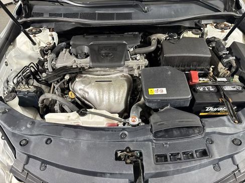 Used 2017 Toyota Camry SE image 26