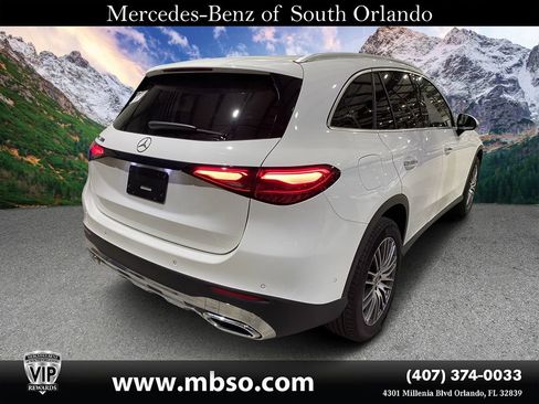 Used 2025 Mercedes-Benz GLC 300 image 18