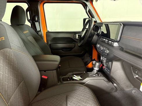 New 2026 Jeep Gladiator Mojave AWD/4WD image 15