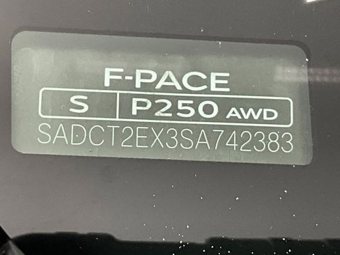 Used 2025 Jaguar F-PACE R-Dynamic S image 30