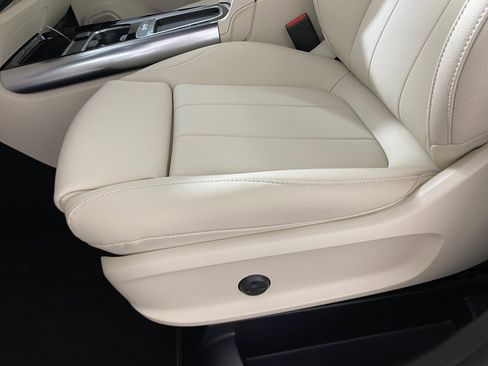 New 2025 Mercedes-Benz GLA 250 4MATIC image 12