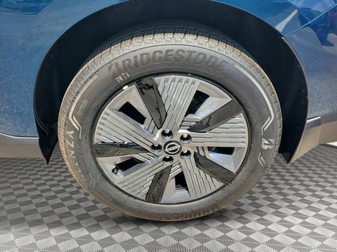 New 2025 Nissan Murano SL image 10