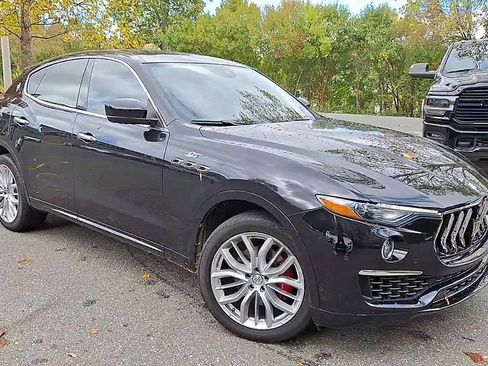 Certified 2022 Maserati Levante GT image 2