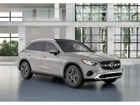 New 2026 Mercedes-Benz GLC 300 4MATIC image 11