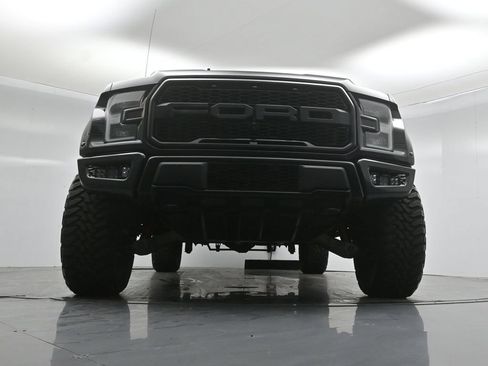 Used 2019 Ford F150 Raptor w/ Equipment Group 802A Luxury AWD/4WD image 46