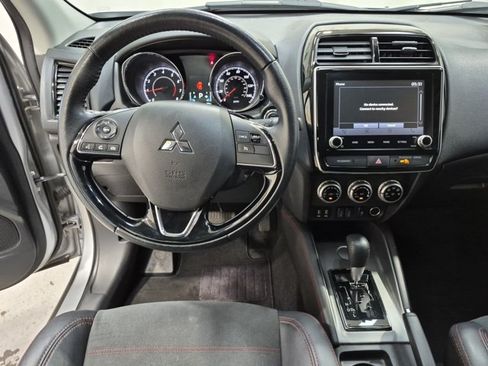 Used 2022 Mitsubishi Outlander Sport SE FWD image 14