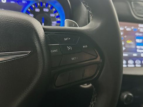 Used 2022 Chrysler 300 S image 26