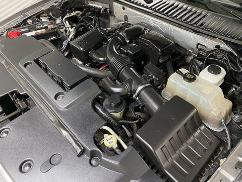 Used 2014 Ford Expedition EL Limited w/ Equipment Group 301A image 16