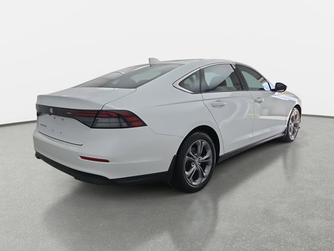 Used 2024 Honda Accord EX image 5