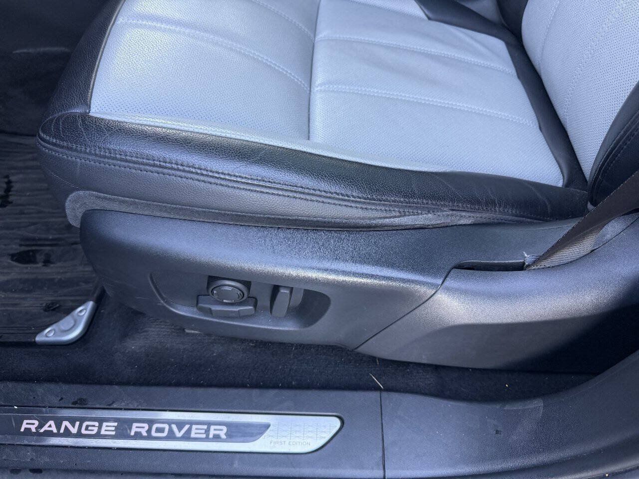 Used 2020 Land Rover Range Rover Evoque First Edition AWD/4WD image 14