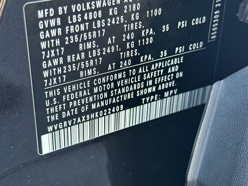 Used 2017 Volkswagen Tiguan Wolfsburg Edition FWD image 28