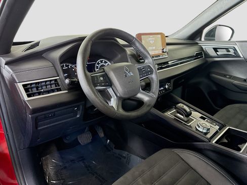 Used 2022 Mitsubishi Outlander SEL Black Edition image 23