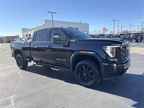 Used 2024 GMC Sierra 2500 AT4 w/ Technology Package image 6
