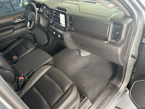 Used 2025 GMC Sierra 1500 SLT AWD/4WD image 37