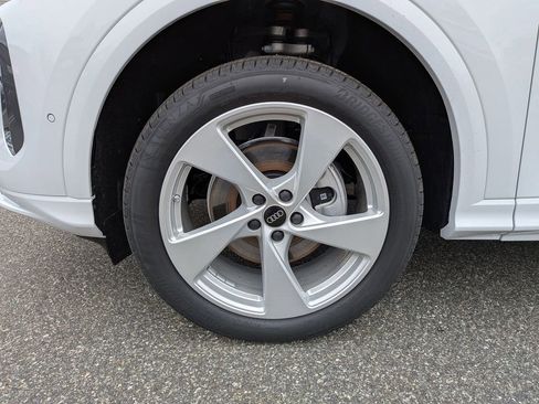 New 2026 Audi Q5 Premium Plus image 16