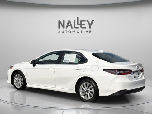 Used 2024 Toyota Camry LE image 4