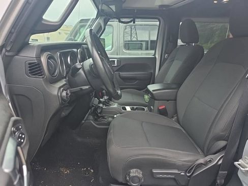 Used 2022 Jeep Wrangler Sport AWD/4WD image 7