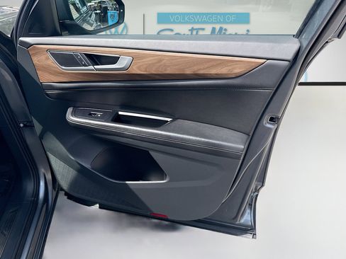 Certified 2024 Volkswagen Atlas SE w/ Panoramic Sunroof Package FWD image 33