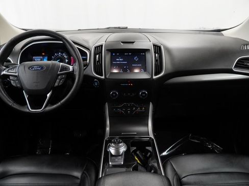 Used 2019 Ford Edge SEL w/ Equipment Group 201A FWD image 7