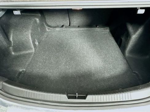 Used 2024 Chevrolet Malibu LT image 31