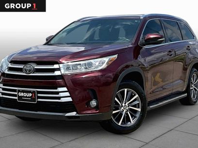 Used 2017 Toyota Highlander XLE