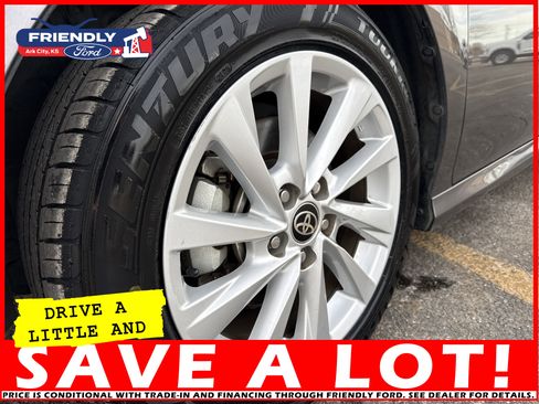 Used 2024 Toyota Camry LE image 32