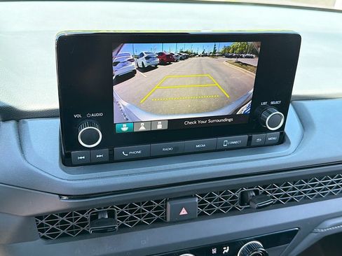 Used 2023 Honda Accord LX image 14