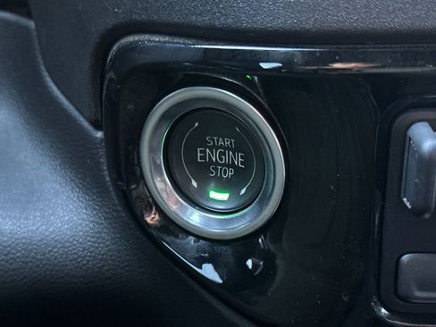 Used 2025 GMC Sierra 1500 Elevation w/ X31 Off-Road Package image 34