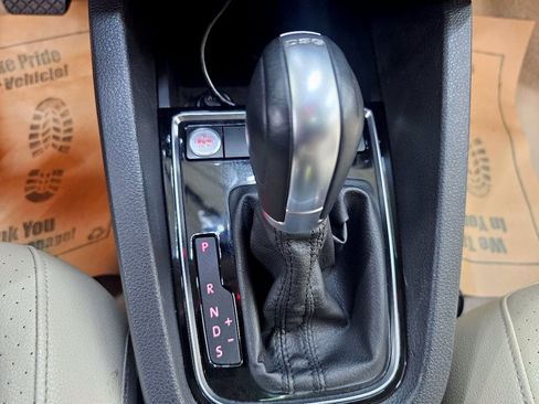 Used 2015 Volkswagen Jetta SEL Premium FWD image 32