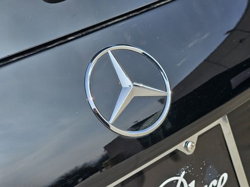 Used 2026 Mercedes-Benz GLB 250 image 9