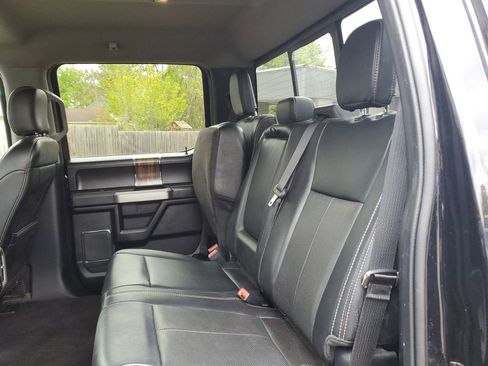 Used 2020 Ford F150 Lariat w/ Equipment Group 502A Luxury AWD/4WD image 8