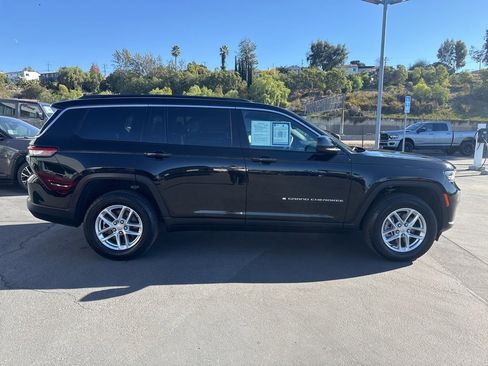 Certified 2024 Jeep Grand Cherokee L Laredo image 9