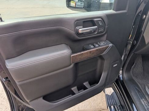 Used 2020 GMC Sierra 2500 Denali w/ Denali Ultimate Package AWD/4WD image 16