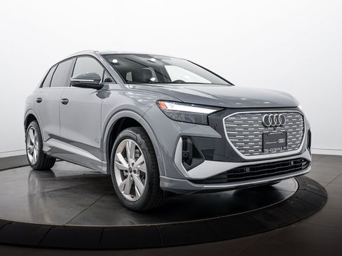 Used 2023 Audi Q4 e-tron Premium Plus w/ Premium Plus AWD/4WD image 2