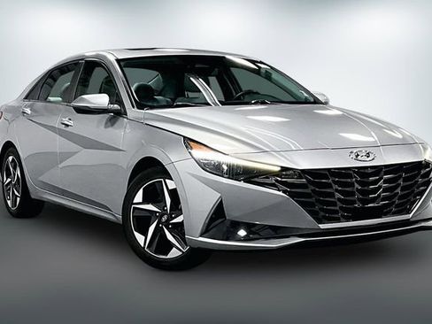 Used 2023 Hyundai Elantra Limited FWD image 1