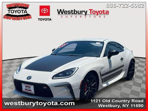Used 2024 Toyota GR86 TRUENO Edition RWD image 5