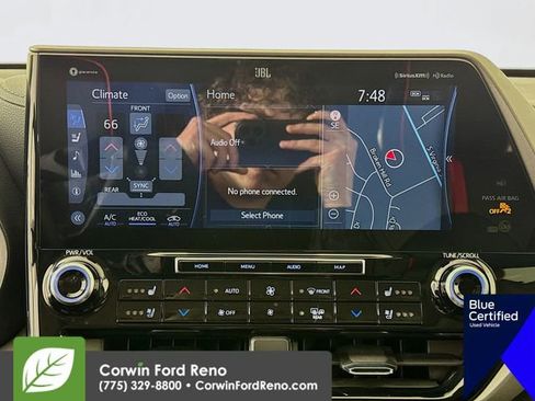 Used 2022 Toyota Highlander Limited image 18