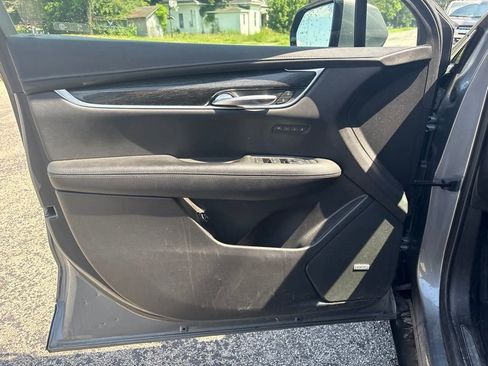 Used 2021 Cadillac XT5 Premium Luxury AWD/4WD image 13